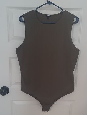 Ribbed Express Olive Sleeveless Body Contour Crew Neck Bodysuit